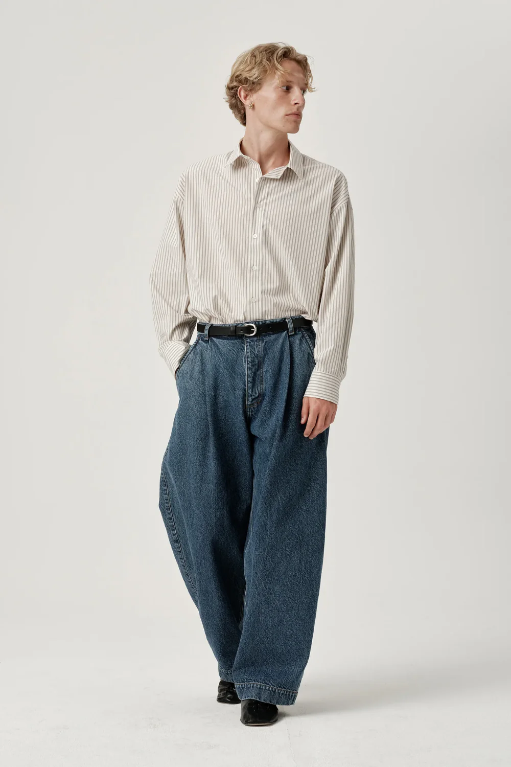 ASHA JASPER - Volume Italian Denim Trouser / Stonewashed Indigo - Image 2