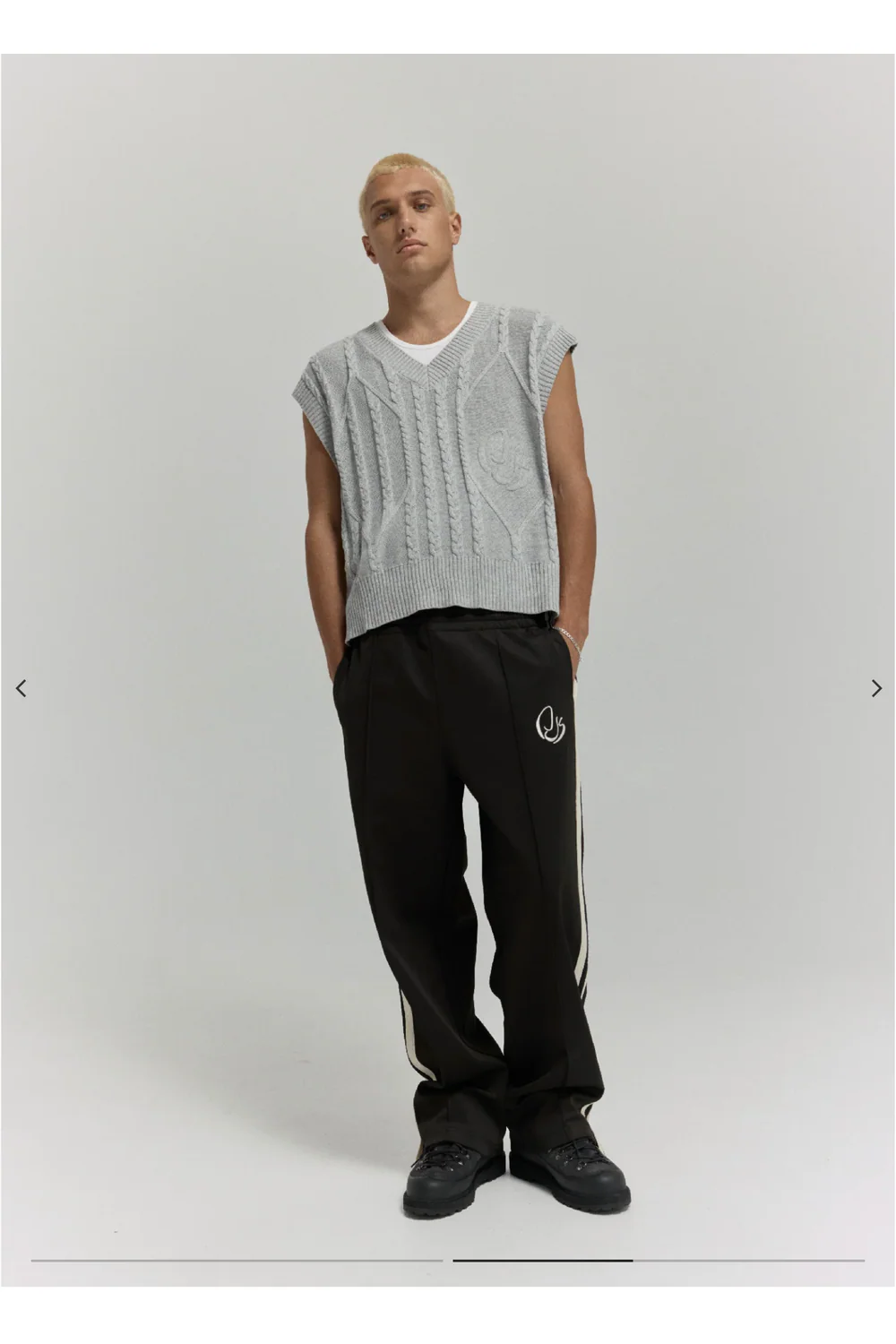 Cable Knit Cropped Vest - Image 3