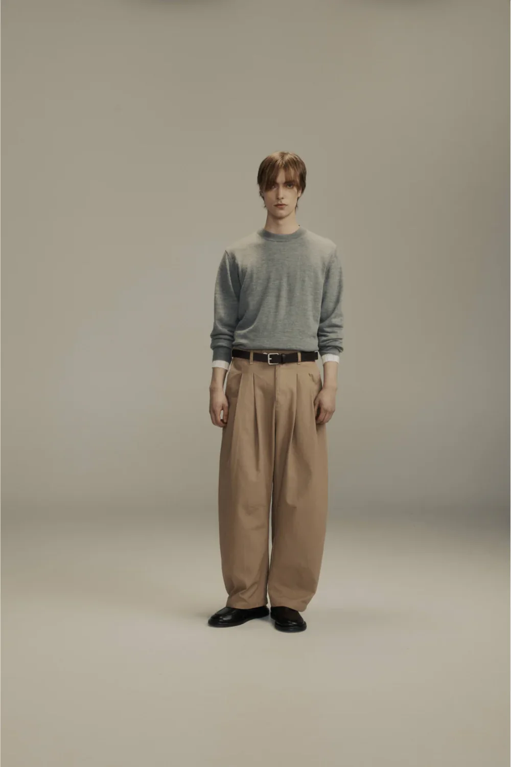 Porter James / Dart-Knee Pleated Trousers Taupe Herringbone - Image 2