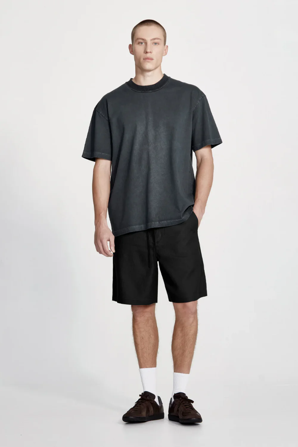 LINEN BLEND STUDIO SHORT BLACK - Image 2