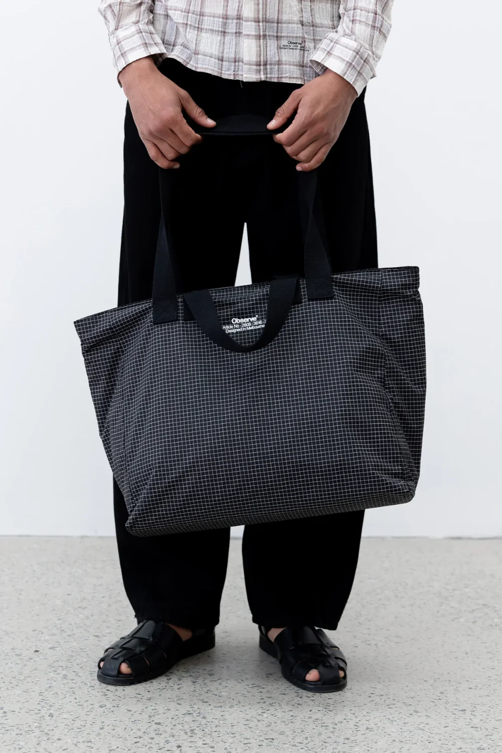 Observe / Grid Stamp Tote - Black