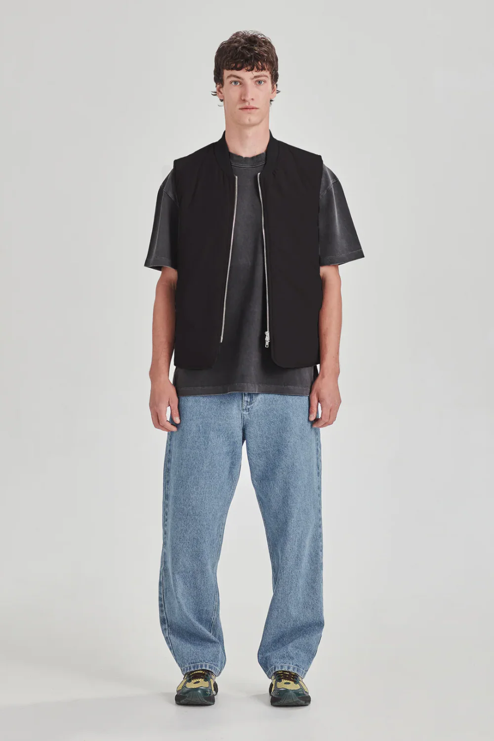Commoners - PADDED VEST - BLACK