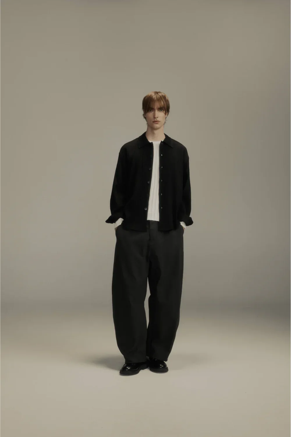 Porter James / Pleated Big Business Shirt Black - Image 4