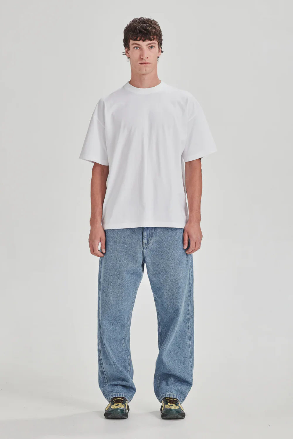 RELAXED JEAN - MID BLUE RINSE
